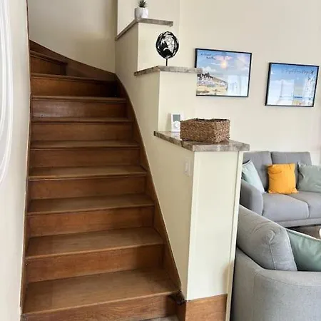 Βίλα Charmante Maison Avec 3 Places De Parking