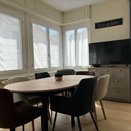 Villa Charmante Maison Avec 3 Places De Parking *