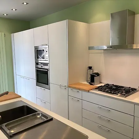 Charmante Maison Avec 3 Places De Parking *